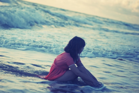 Girl And Ocean screenshot #1 480x320