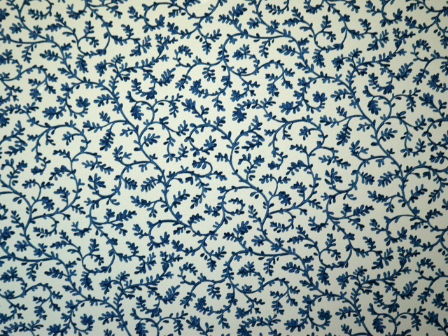 Обои Antique Floral Pattern 640x480