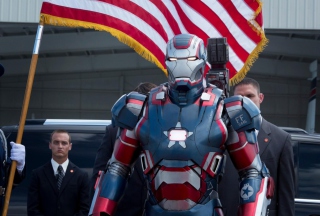 Iron Man sfondi gratuiti per cellulari Android, iPhone, iPad e desktop