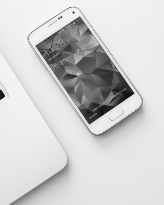 Samsung Smartphone and Laptop - Obrázkek zdarma pro iPhone 4S