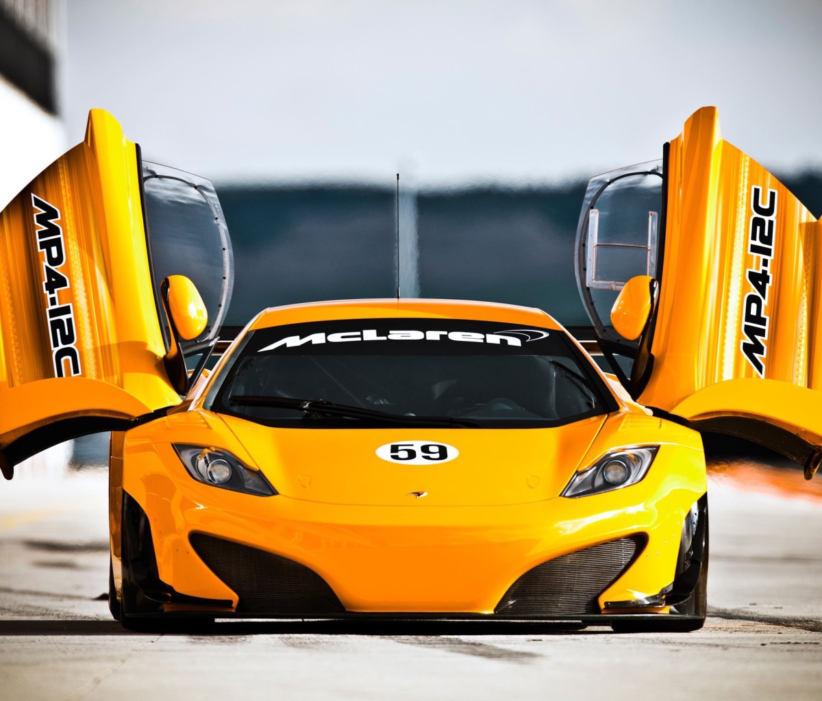 Das McLaren MP4 12C Wallpaper 1200x1024