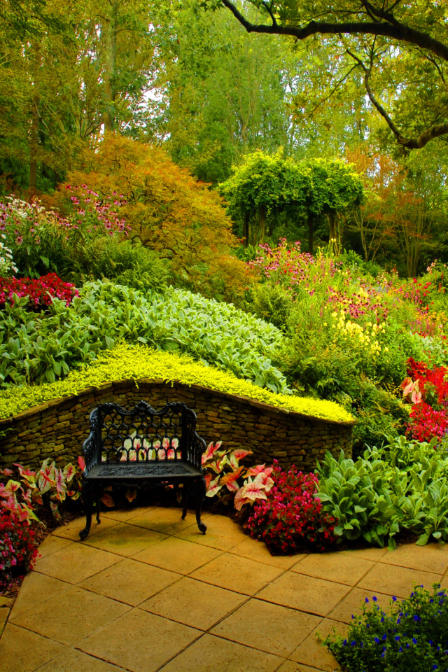 Sfondi Secret Garden In China 640x960
