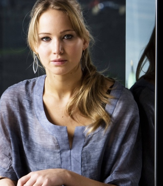 Jennifer Lawrence Casual Style - Obrázkek zdarma pro 480x640