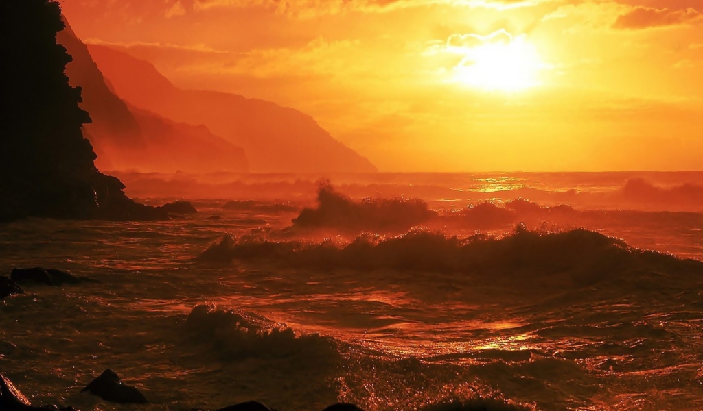 Ocean Waves At Sunset wallpaper 1024x600