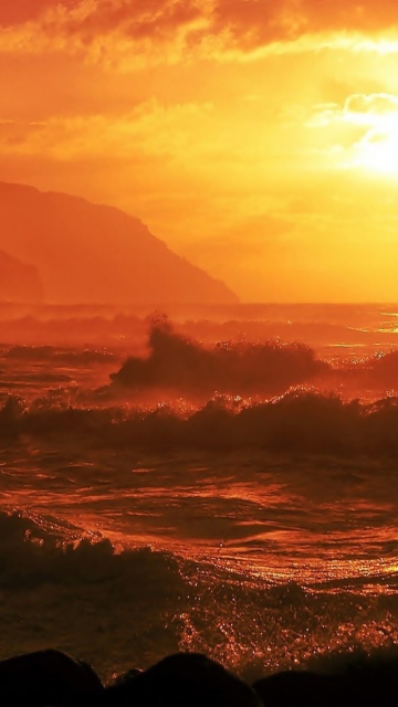 Das Ocean Waves At Sunset Wallpaper 360x640