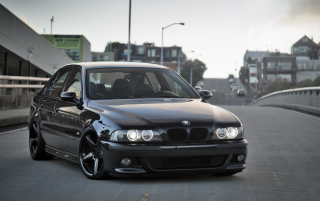 Free Bmw E39 Picture for Android, iPhone and iPad