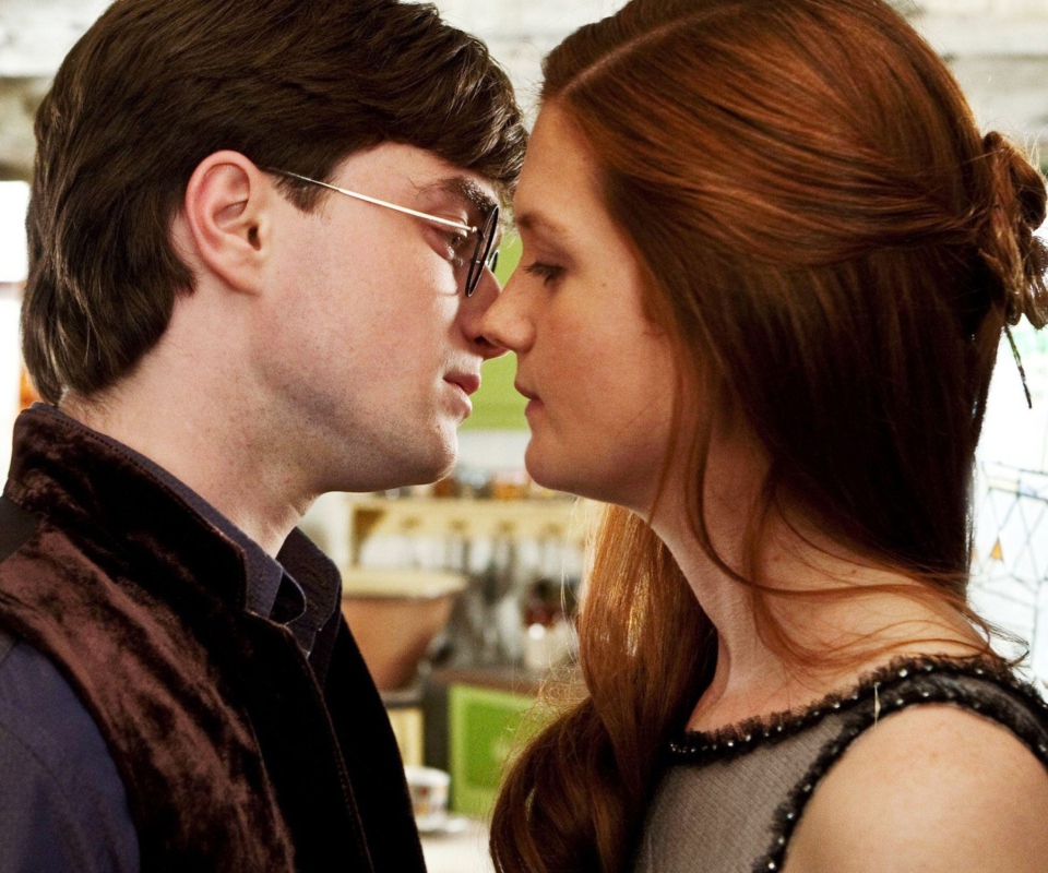Das Harry Potter & Ginny Kiss Wallpaper 960x800