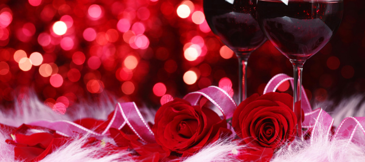 Sfondi Romantic Way to Celebrate Valentines Day 720x320