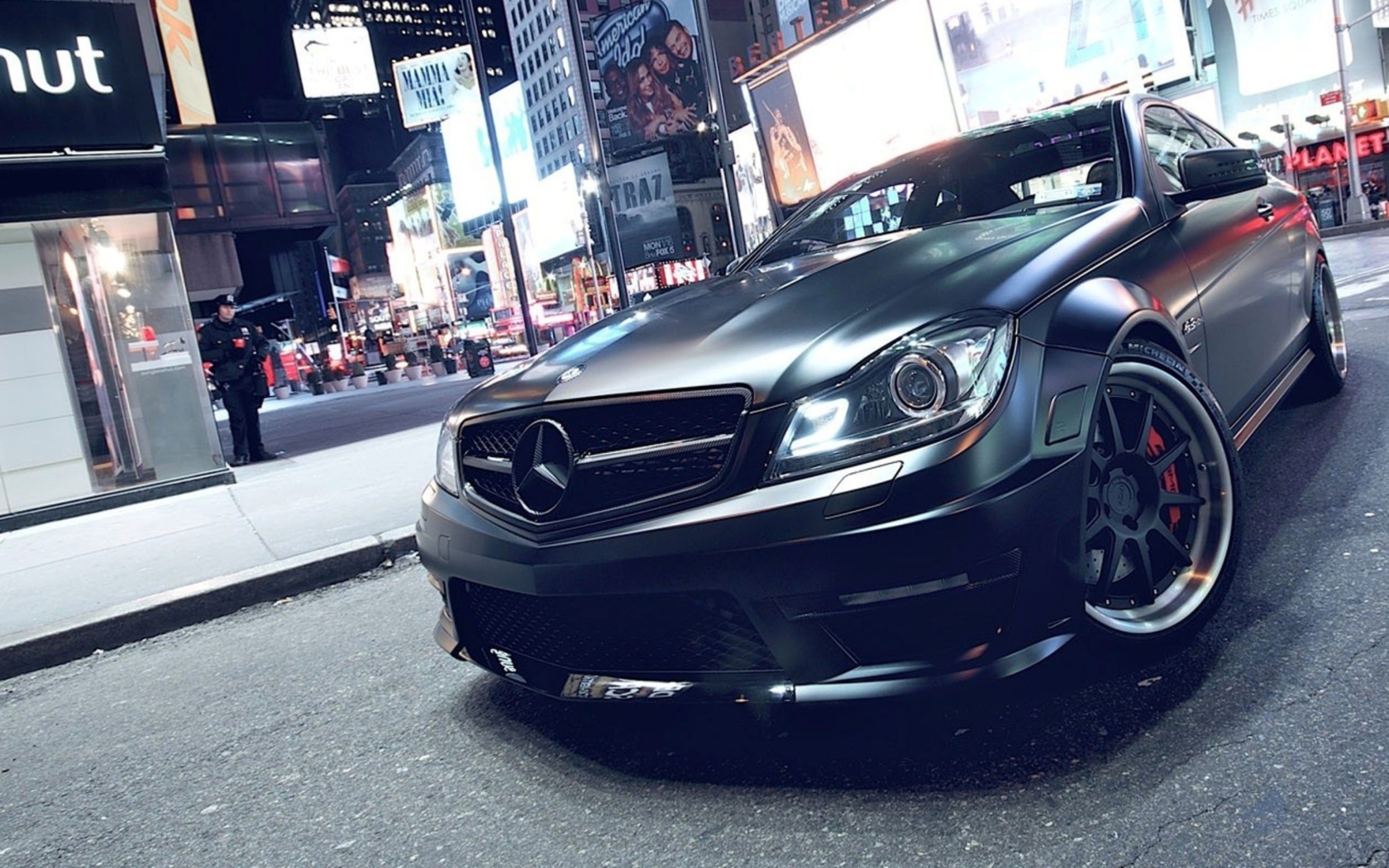 Fondo de pantalla Mercedes-Benz C63 AMG 1680x1050