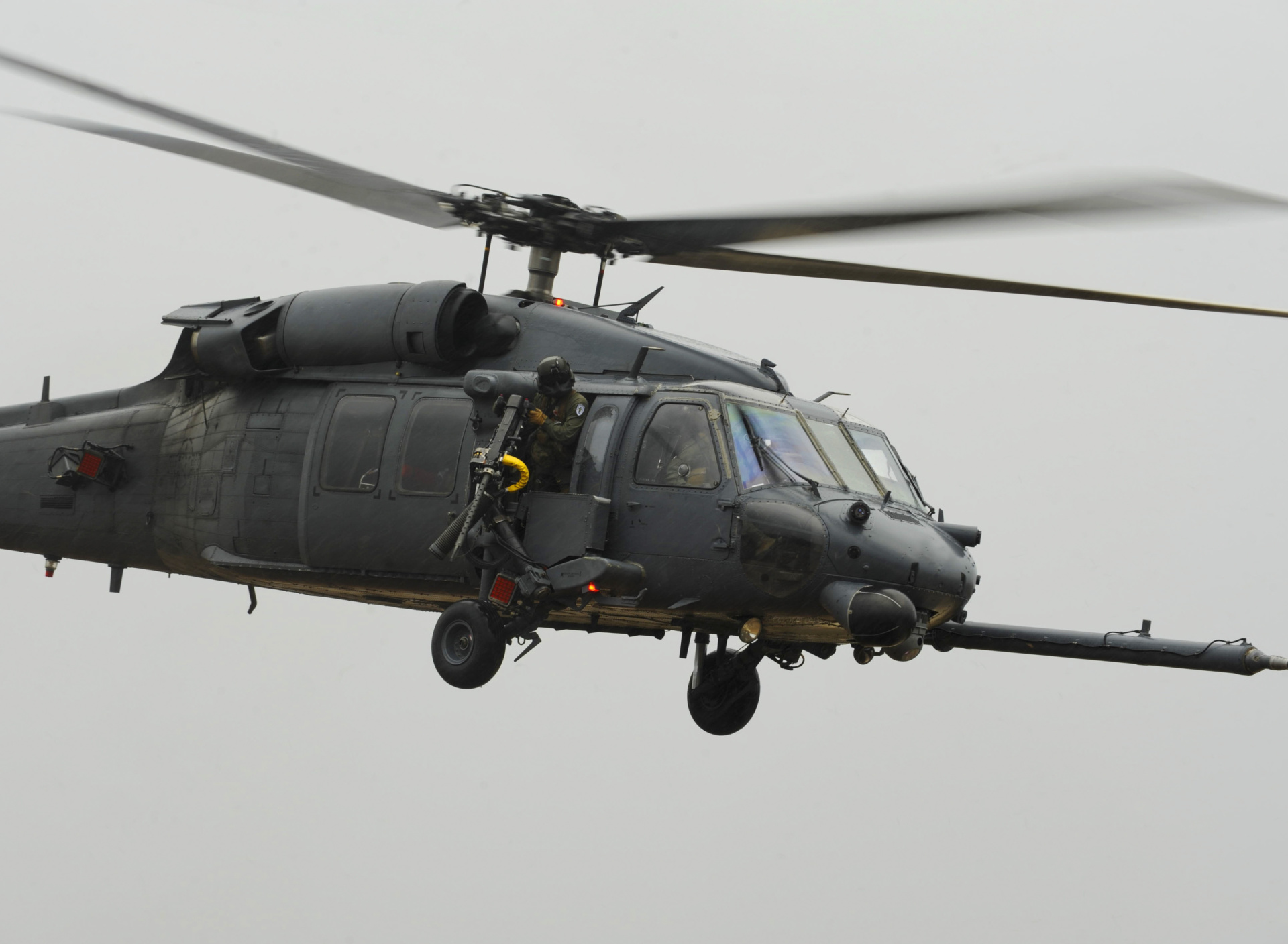 Обои Helicopter Sikorsky HH 60 Pave Hawk 1920x1408