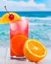 Fondo de pantalla Tropical Paradise Cocktail With Cherry On Top 176x220