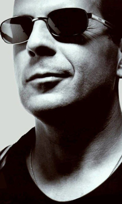 Bruce Willis screenshot #1 240x400