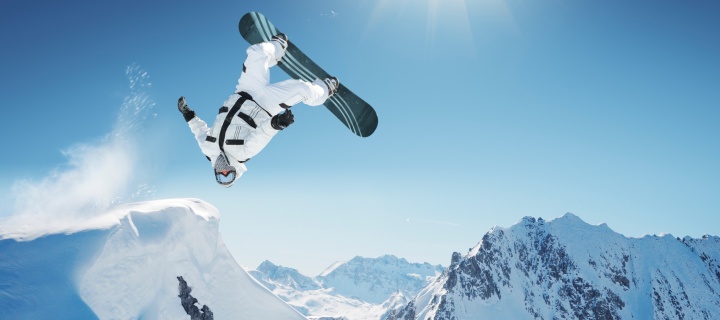 Fondo de pantalla Extreme Snowboarding HD 720x320
