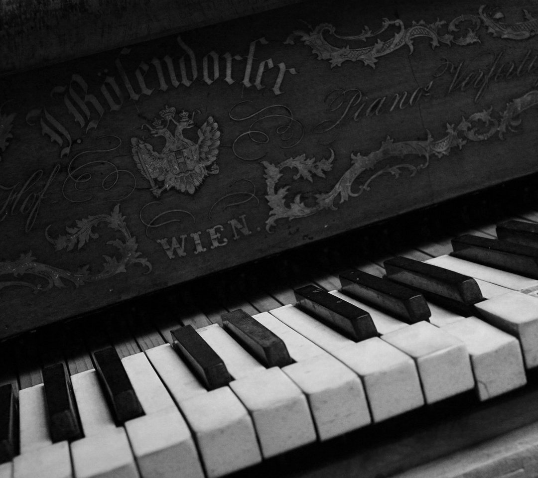 Das Vienna Piano Wallpaper 1080x960