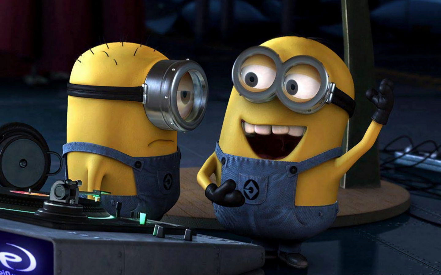 DJ Minions wallpaper 1440x900