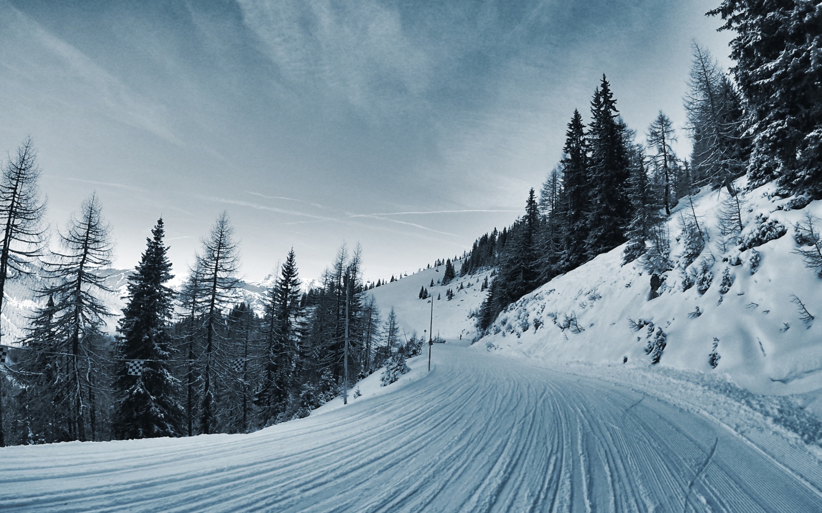 Screenshot №1 pro téma Winter Road 1680x1050