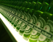 Heineken Beer wallpaper 220x176