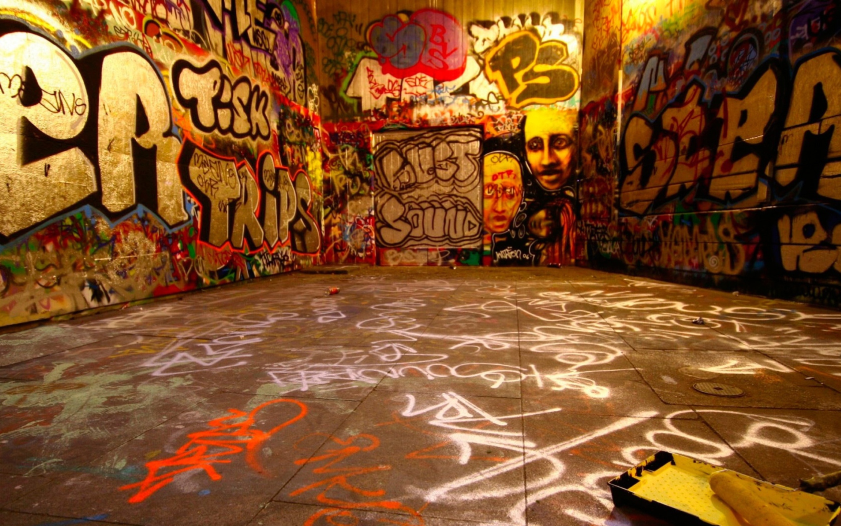 Das Graffiti Room Wallpaper 1680x1050