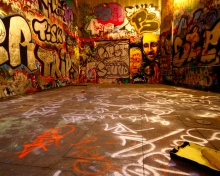 Das Graffiti Room Wallpaper 220x176