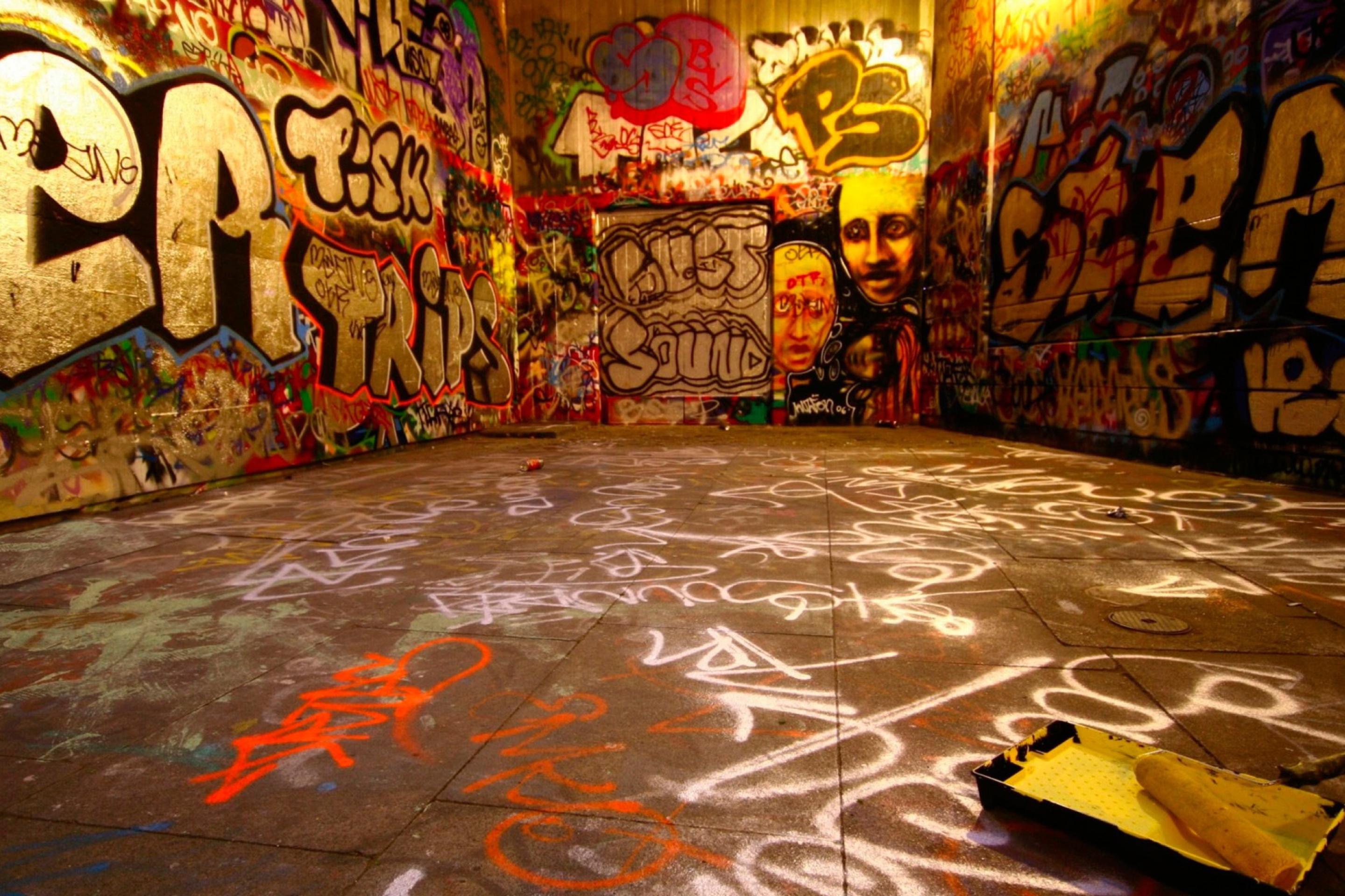 Das Graffiti Room Wallpaper 2880x1920