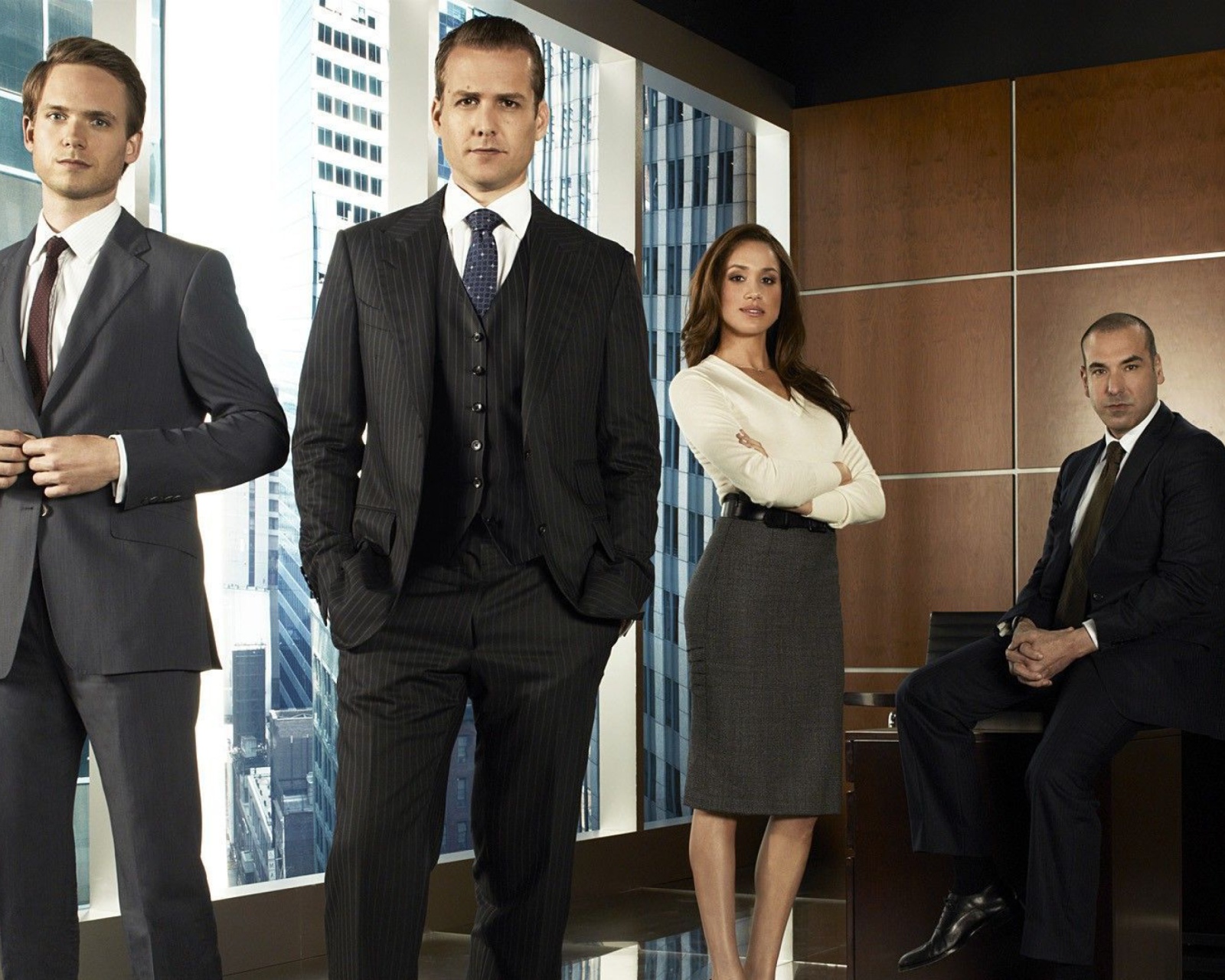 Suits Movie wallpaper 1600x1280