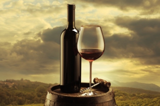 Free Red Wine And Wine Glass Picture for Android, iPhone and iPad