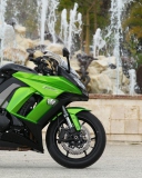 Das Kawasaki Z1000 Wallpaper 128x160