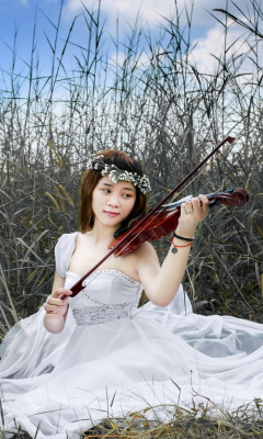 Das Asian Girl Playing Violin Wallpaper 240x400