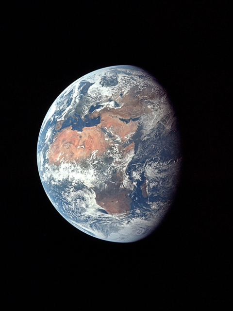 Das Earth Apollo Wallpaper 480x640