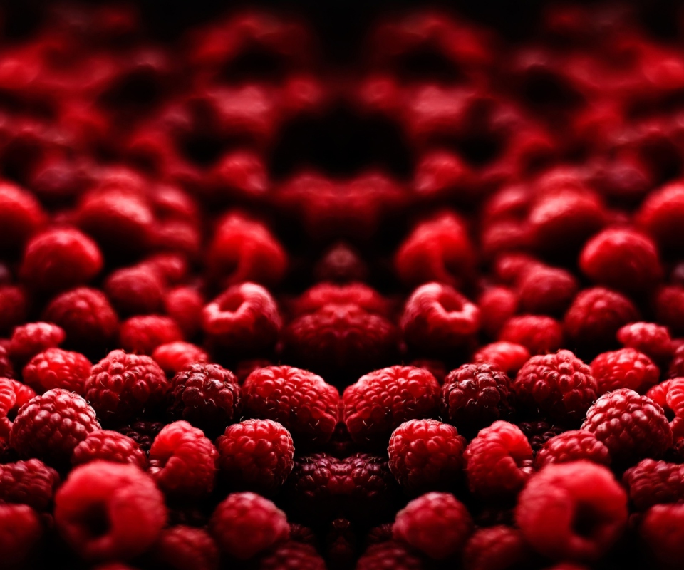 Raspberries wallpaper 960x800
