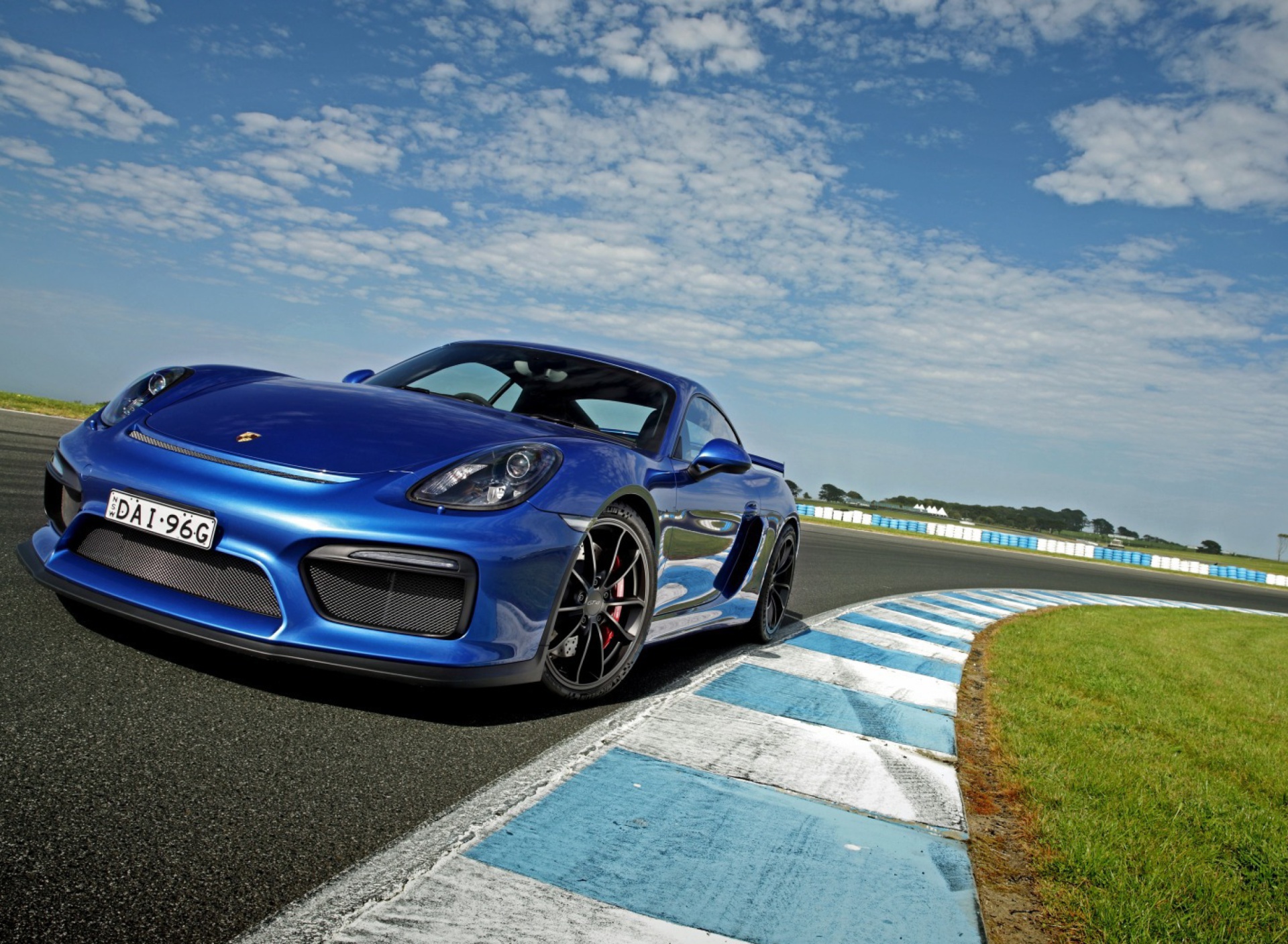 Sfondi Porsche Cayman GT4 1920x1408