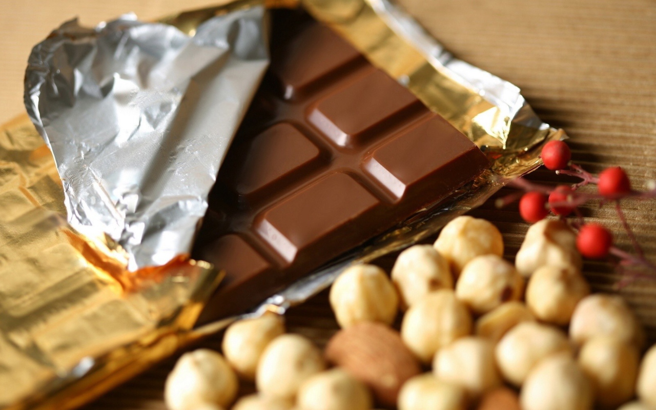 Chocolate And Nuts screenshot #1 1280x800