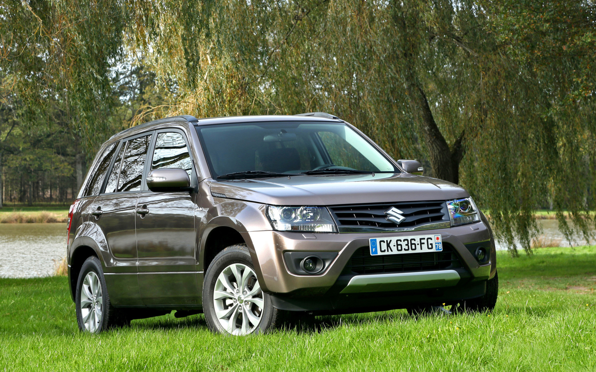 Suzuki Grand Vitara wallpaper 1920x1200