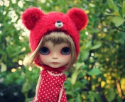 Screenshot №1 pro téma Cute Doll In Red Hat 176x144