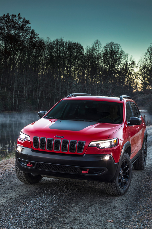 Sfondi 2018 Jeep Cherokee Trailhawk 640x960