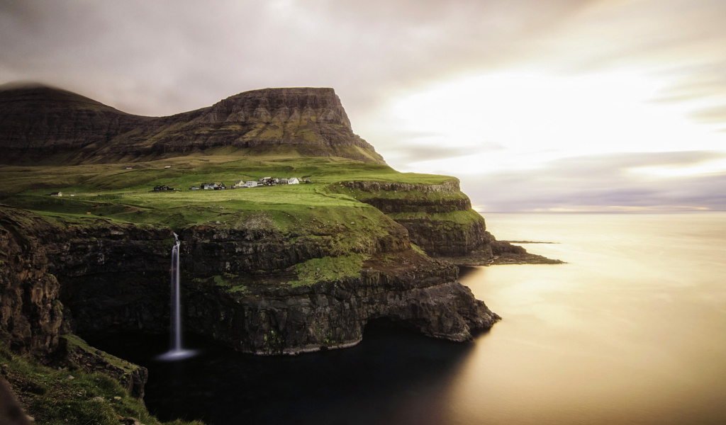 Gasadalur west side Faroe Islands wallpaper 1024x600