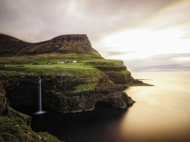 Gasadalur west side Faroe Islands wallpaper 640x480