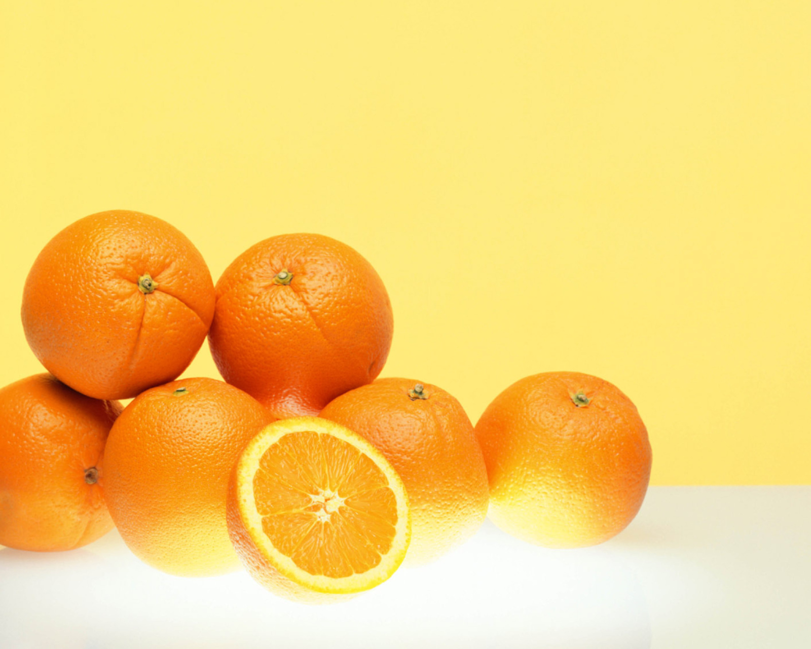 Обои Fresh Oranges 1600x1280