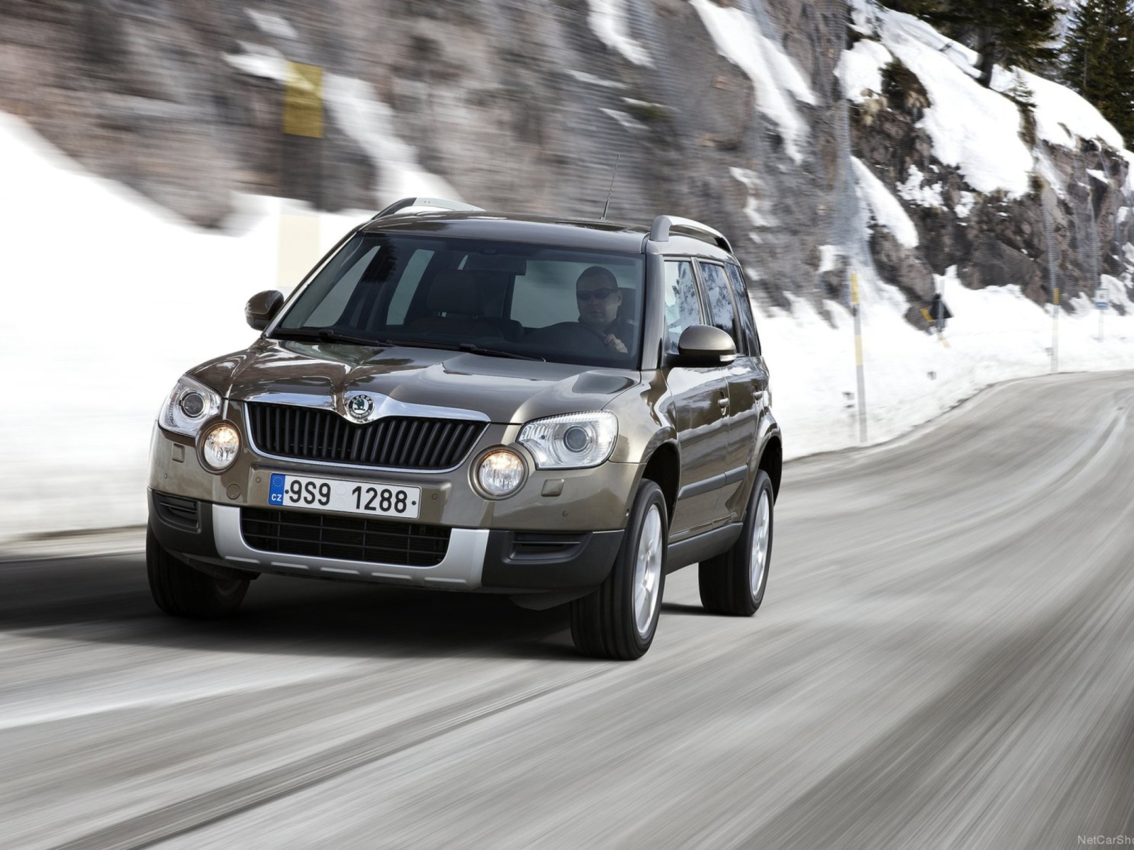 Fondo de pantalla Skoda Yeti 1600x1200