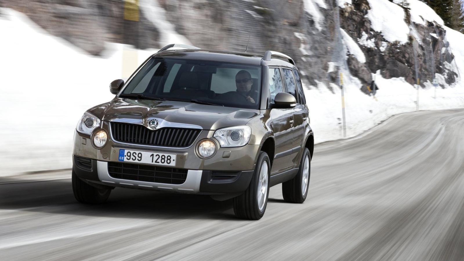 Screenshot №1 pro téma Skoda Yeti 1600x900