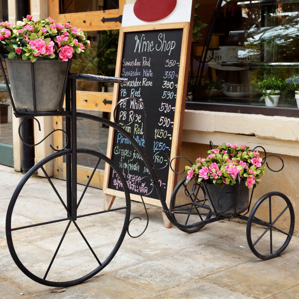 Sfondi Menu in Wine Shop 1024x1024