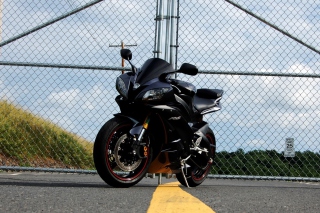 Yamaha R6 Background for Android, iPhone and iPad