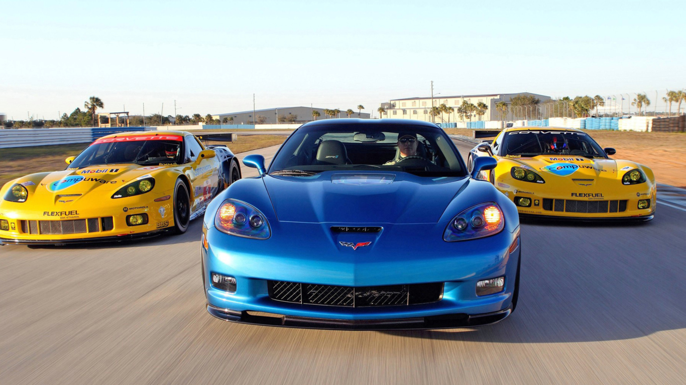 Обои Corvette Racing Cars 1366x768