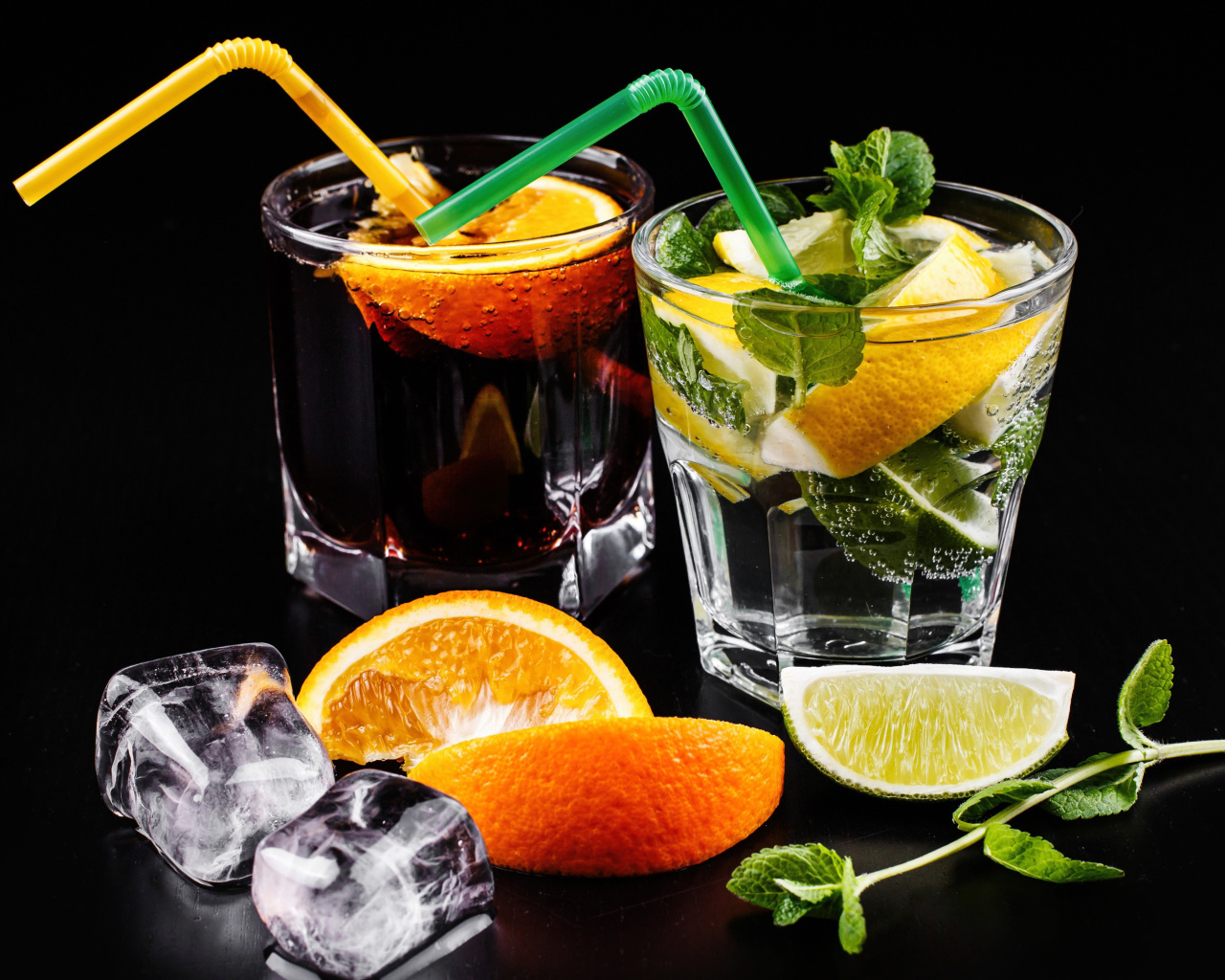 Обои Alcoholic Coctails 1280x1024