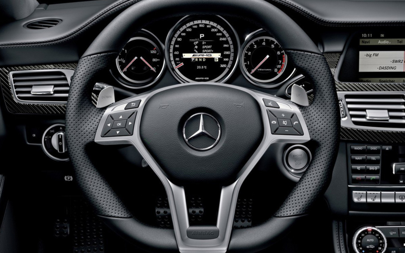 Screenshot №1 pro téma Mercedes Benz CLS 1680x1050