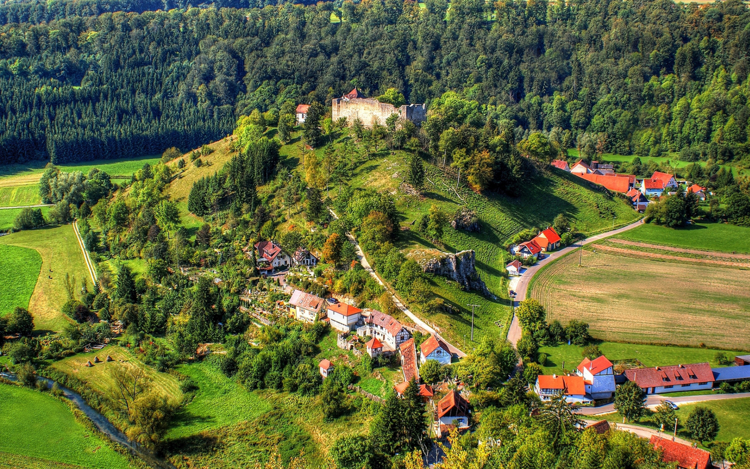Обои Village in Denmark 2560x1600