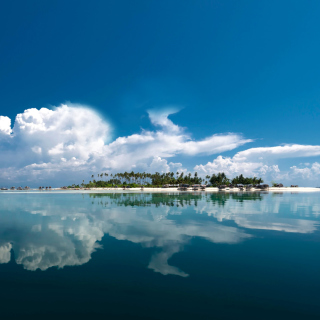 Exotic Lonely Island in Ocean - Obrázkek zdarma pro 128x128