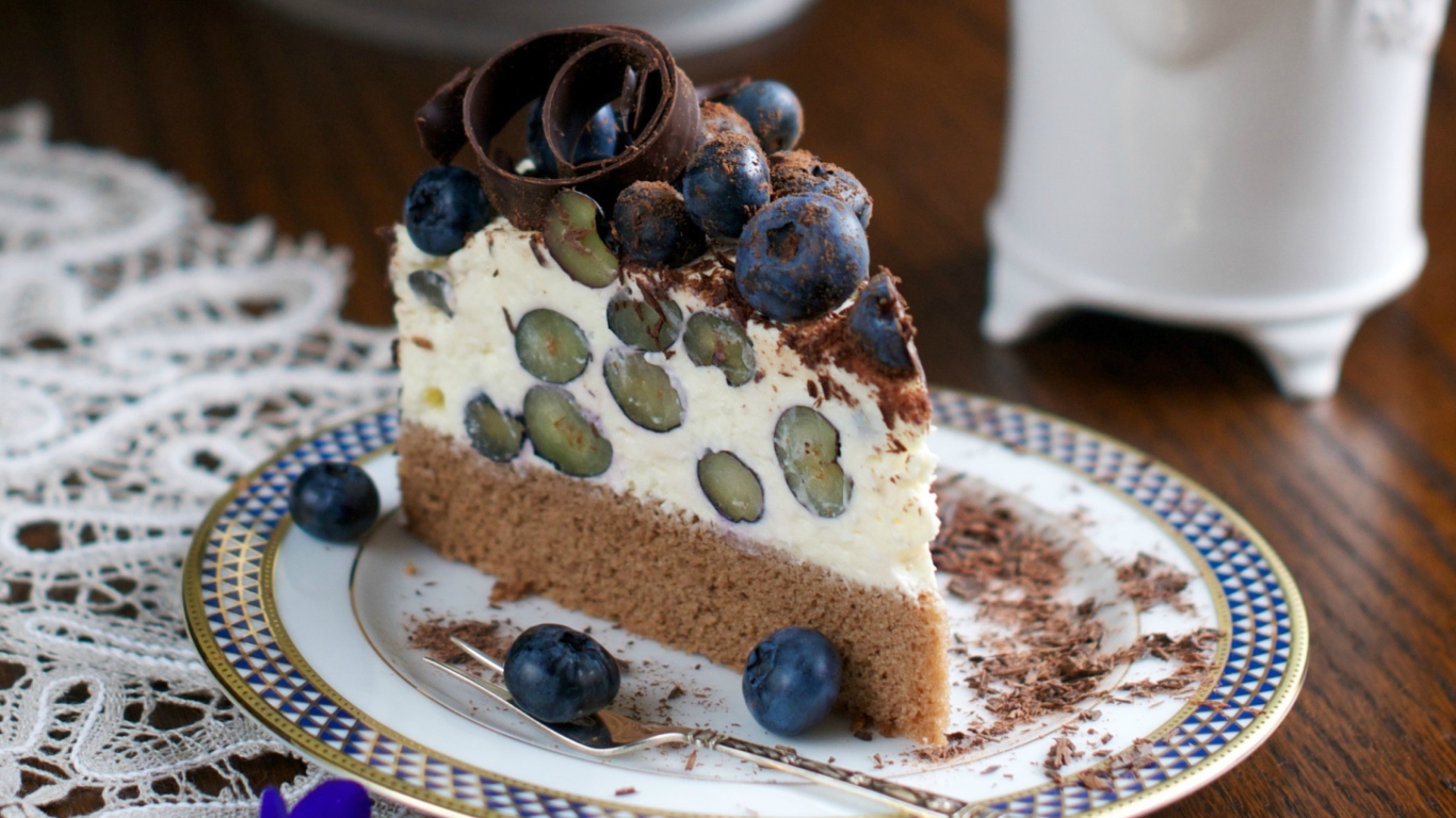 Sfondi Blueberry Cake 1366x768