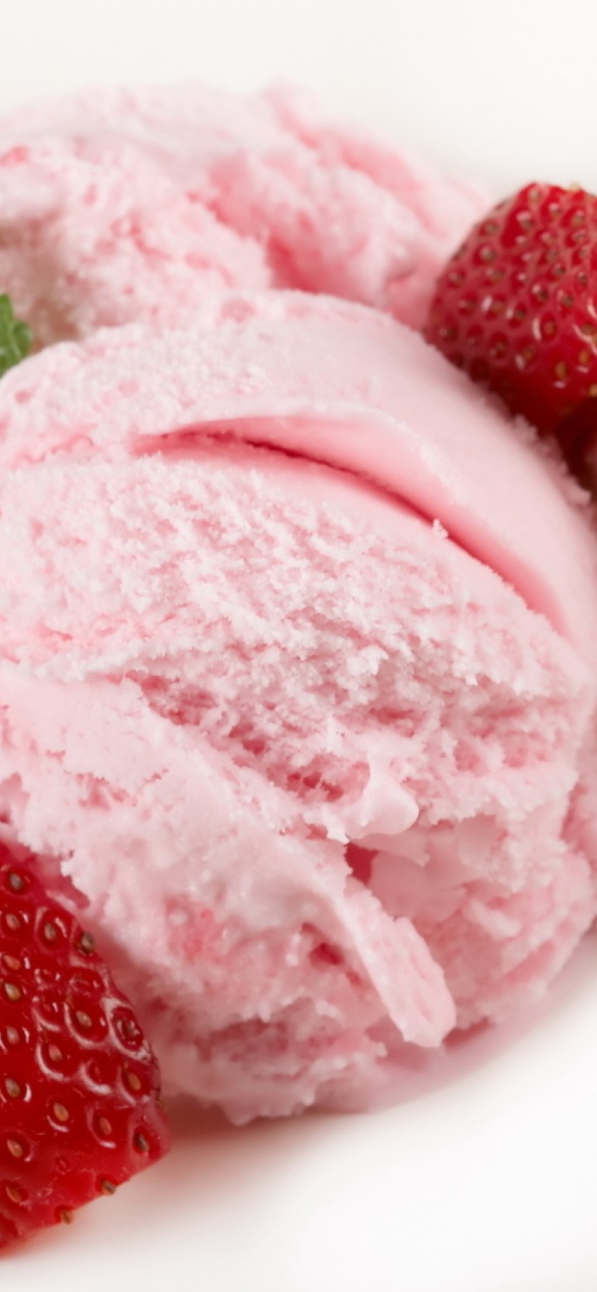 Strawberry Ice Cream wallpaper 1170x2532