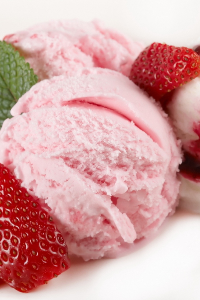 Strawberry Ice Cream wallpaper 640x960